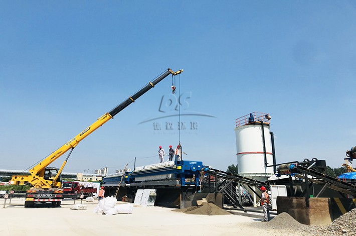 土壤淋洗设备安装现场 土壤淋洗设备安装现场